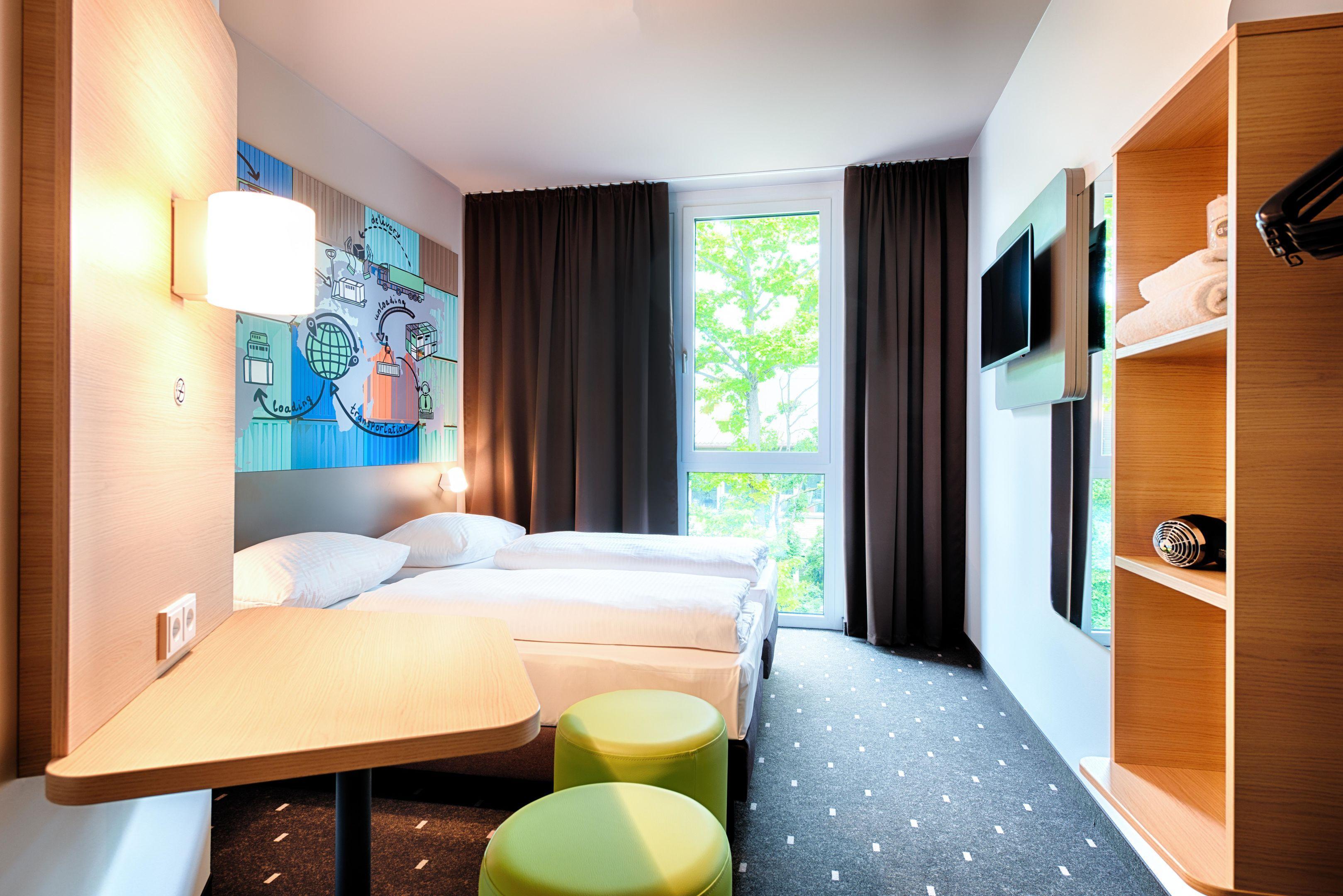 B&B Hotel Stuttgart-Neckarhafen Εξωτερικό φωτογραφία